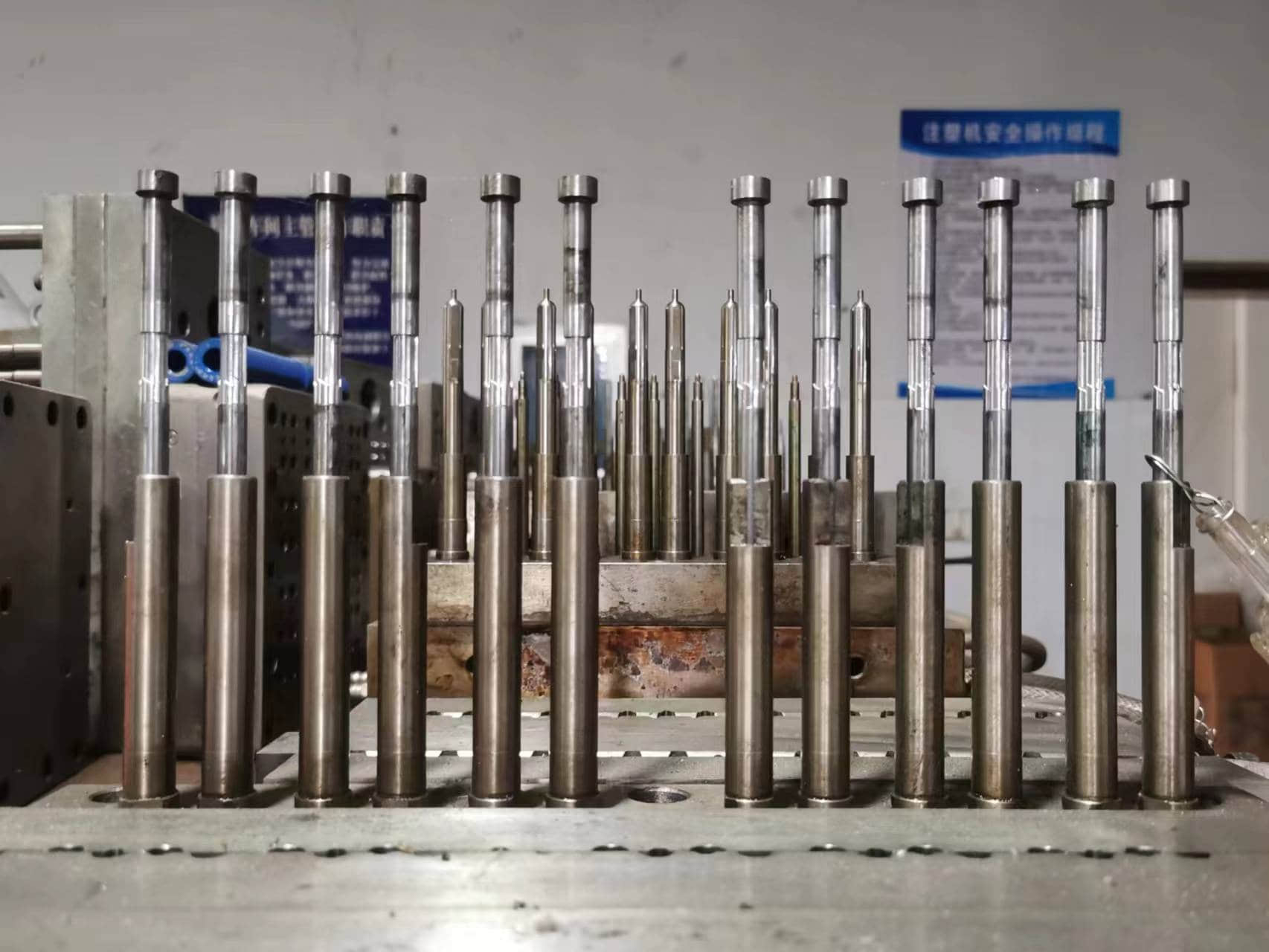 pen mold