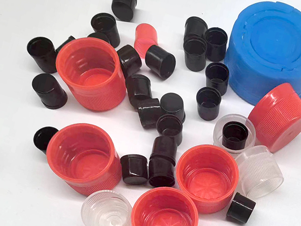 Cap injection molding