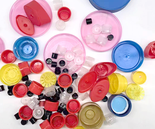 Cap injection molding