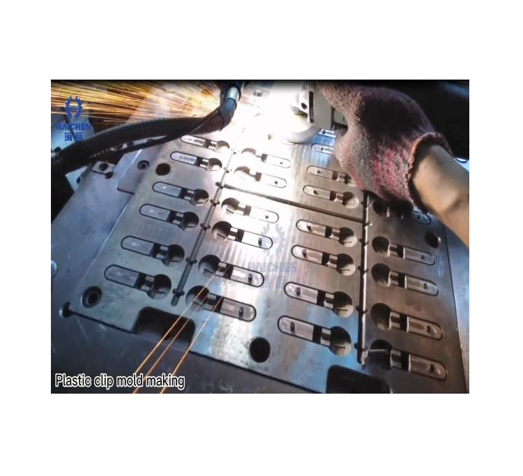 clips plastic mold produce