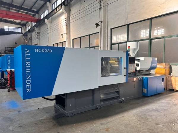injection molding machine